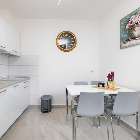 Apartments Tea مالينسكا المظهر الخارجي الصورة